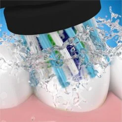 Oral B Oral-B CrossAction Zwart Opzetborstels - 4 Stuks -SmileBright Goedkope Winkel 1200x1198 98