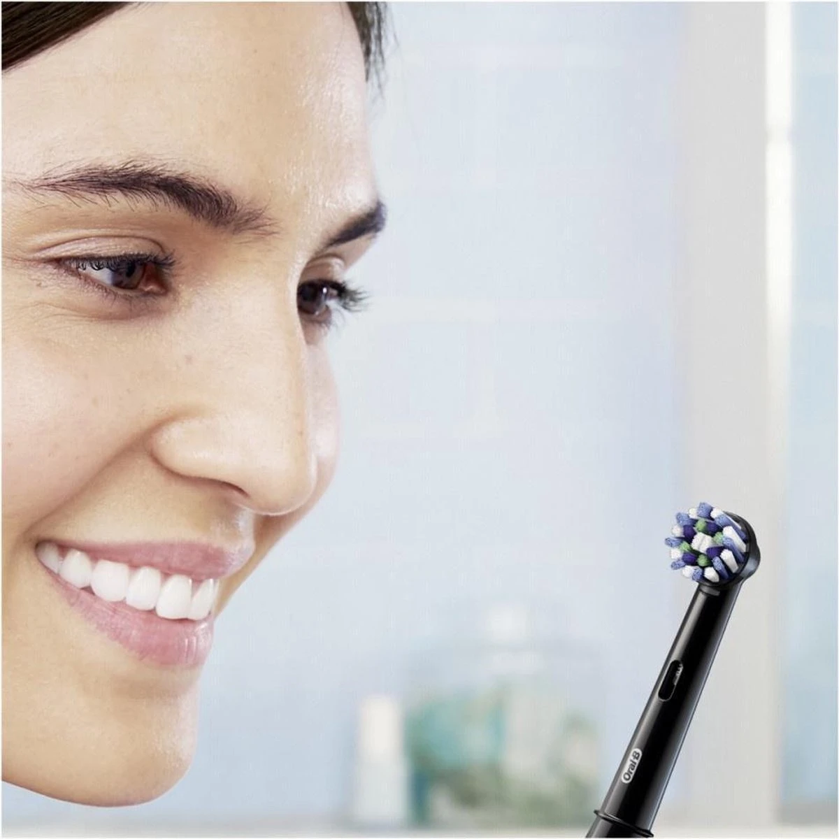 Oral B Oral-B Pro 2 2000 - Elektrische Tandenborstel - Zwart, Wit 6 Oral B Oral-B Pro 2 2000 - Elektrische Tandenborstel - Zwart, Wit - Afbeelding 6